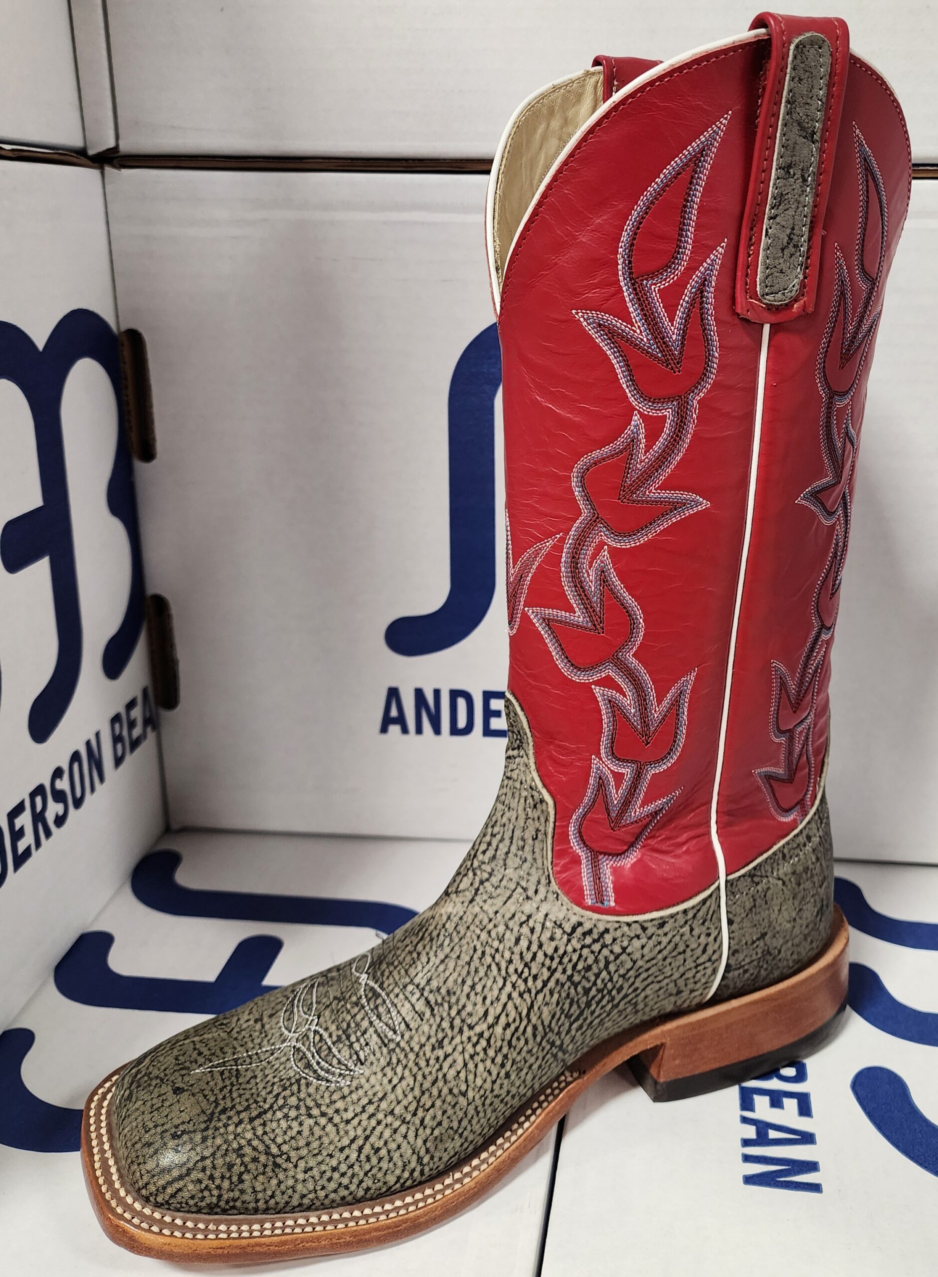 ABSLATESAFARIGIRAFFE